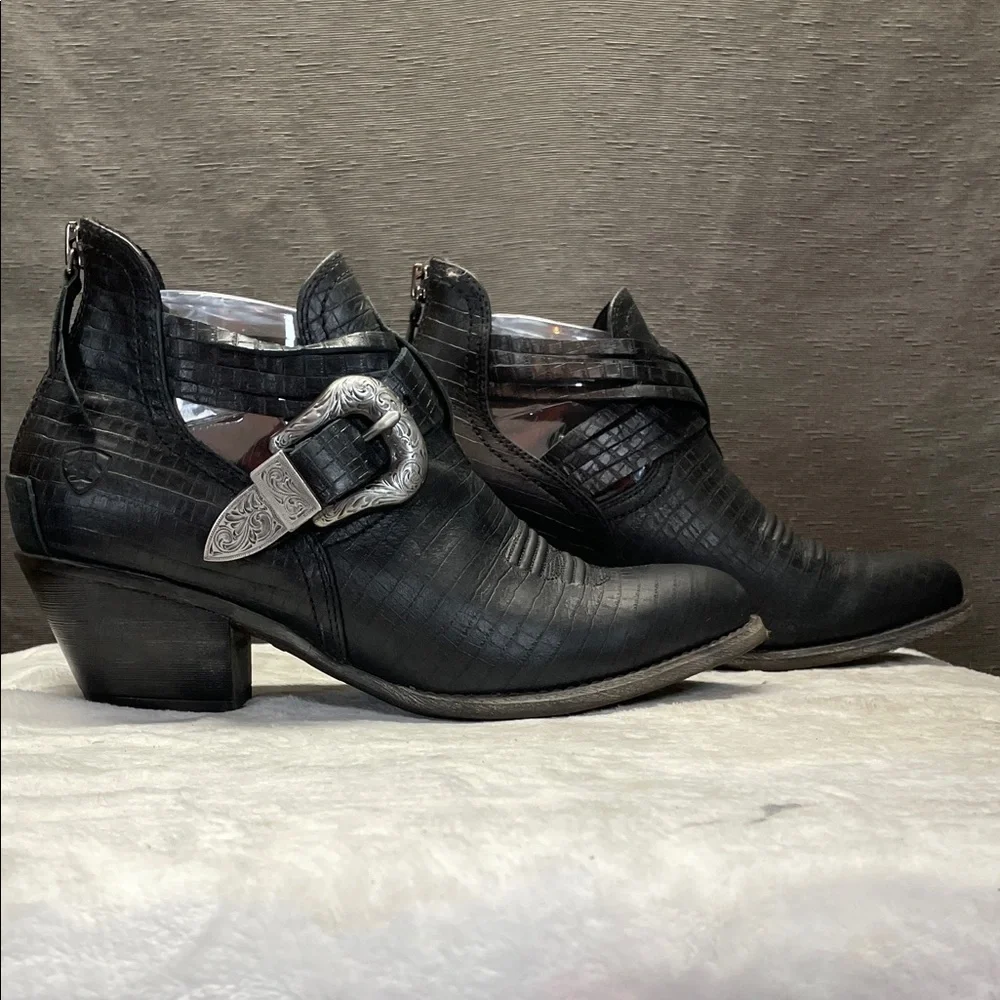 Ariat elegant black